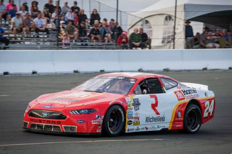 Heartbreaking Retirement for Thomas Nepveu at Eastbound International Speedway
